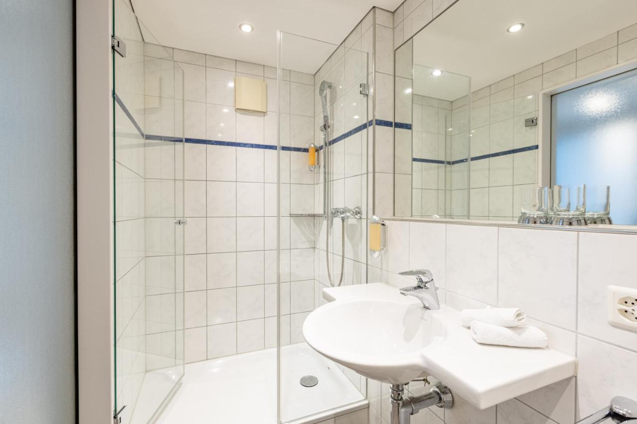 Hotel Flamatt Extérieur photo