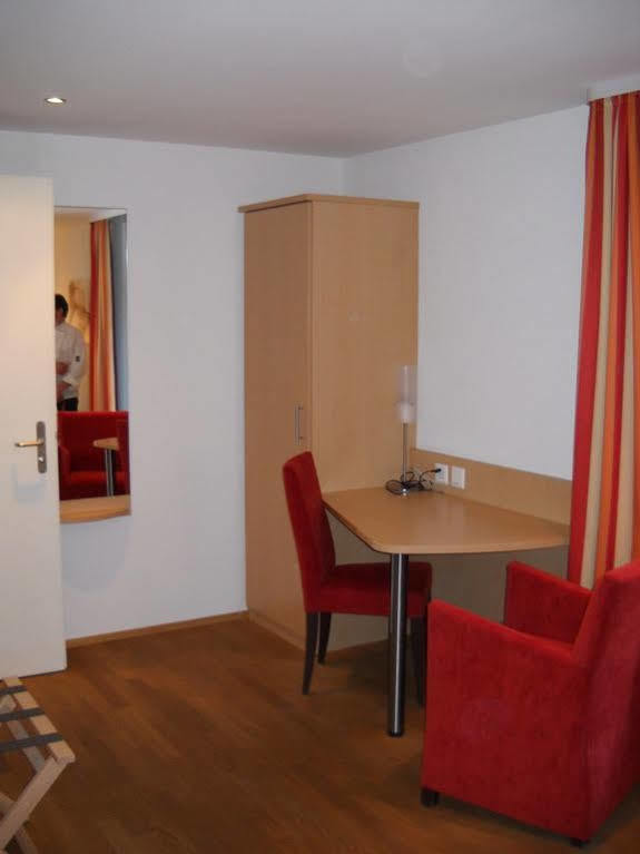 Hotel Flamatt Extérieur photo