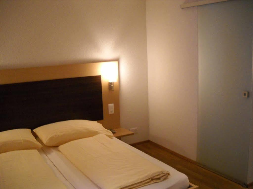 Hotel Flamatt Extérieur photo